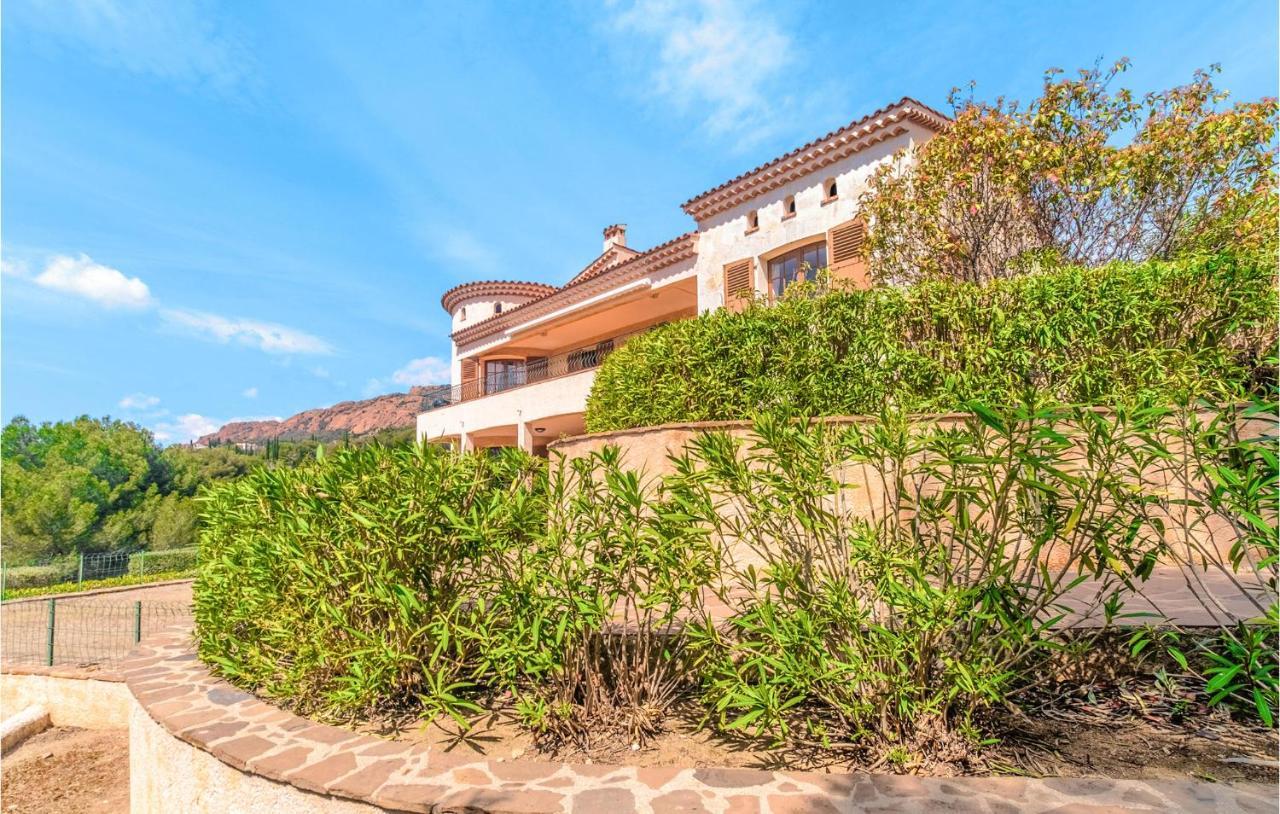 Domaine De La Bastide Dagay Apartment Saint-Raphaël Екстериор снимка