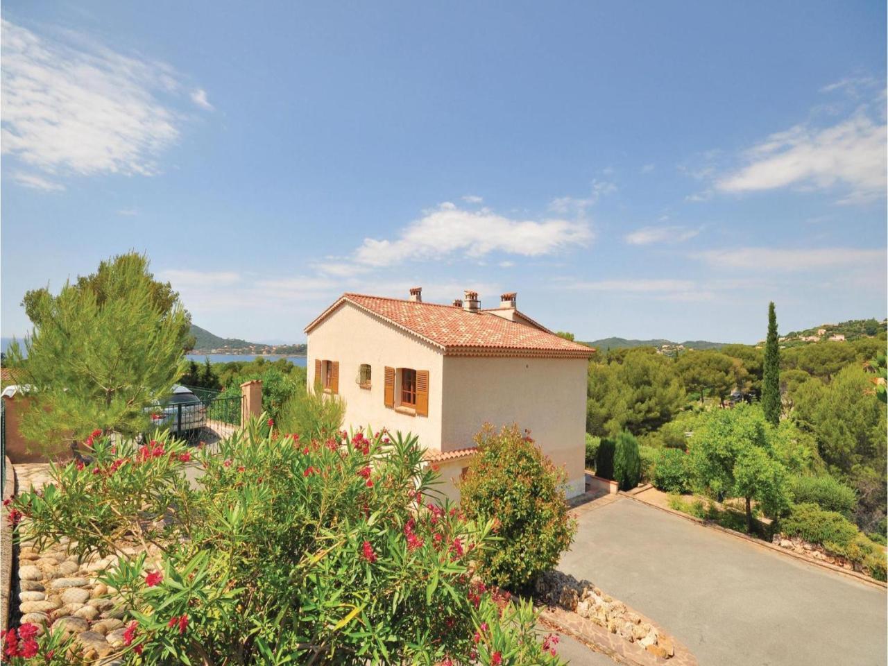 Domaine De La Bastide Dagay Apartment Saint-Raphaël Екстериор снимка